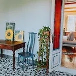 Frida 别墅 萨罗